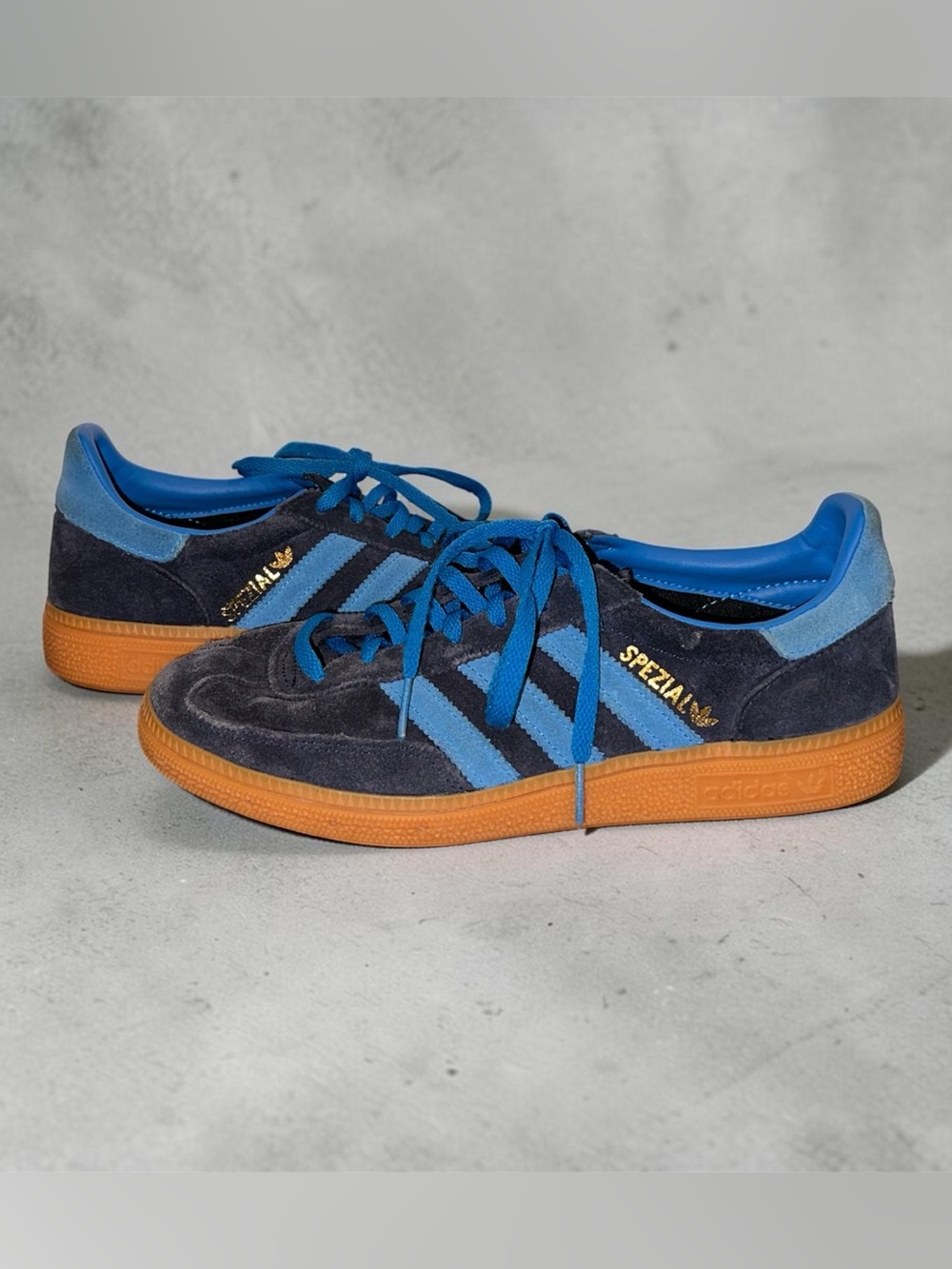 adidas Women’s Spezial Suede Sneakers - Navy & Bright Blue with Gum Sole - Picture 1 of 2